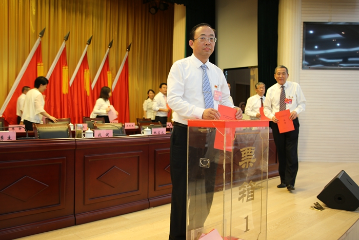 慶祝建黨99周年——安徽中醫(yī)藥高等專(zhuān)科學(xué)校黨代會(huì)勝利閉幕(圖3)