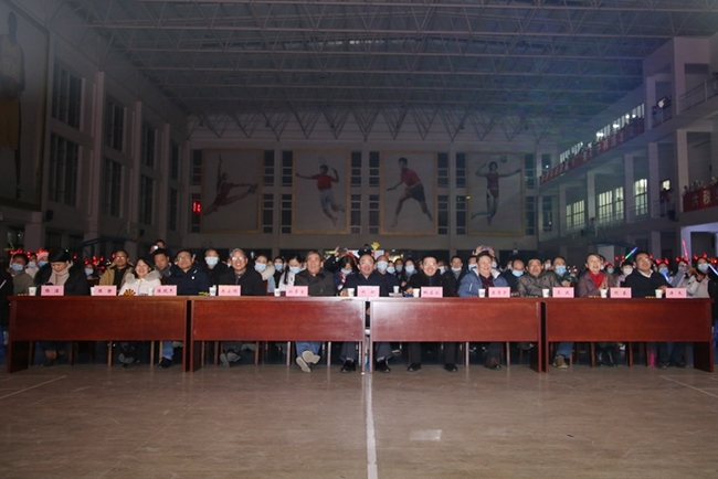【甲子弦歌 逐夢(mèng)杏林】我校隆重舉行建校60周年慶典晚會(huì)(圖2)