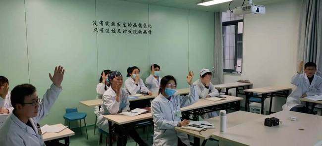 開展警示教育 筑牢思想底線 加強榜樣學(xué)習(xí)(圖5)