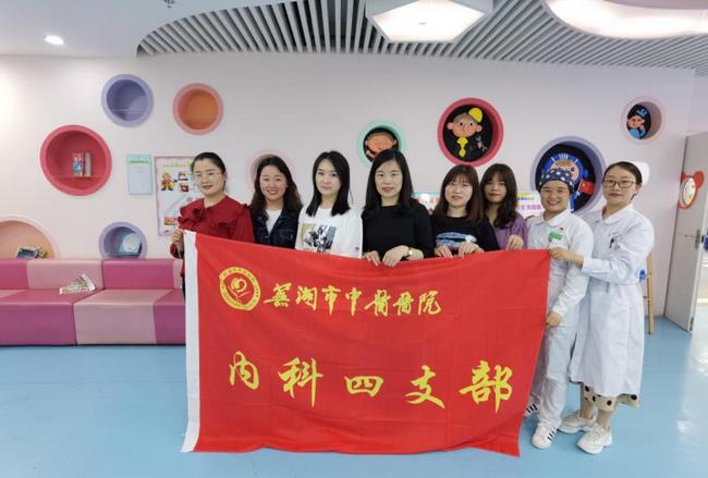 【我為群眾辦實(shí)事】內(nèi)科第四黨支部組織組織志愿者送急救科普進(jìn)校園(圖2)