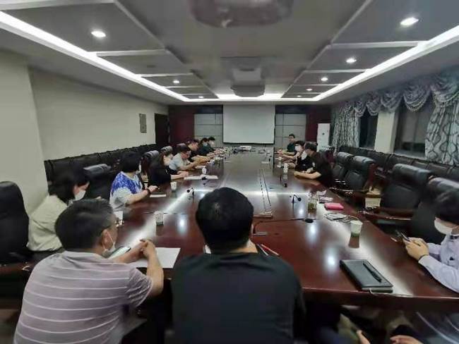 我院召開(kāi)疫情防控指揮部會(huì)議(圖3)