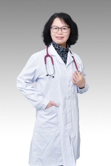 【首屆蕪湖市最美科技工作者】 發(fā)人民心聲 做醫(yī)學(xué)科研 以自身中醫(yī)之所學(xué) 為百姓鋪健康前行之路——記急診內(nèi)科、老年病科主任張榮珍(圖4)