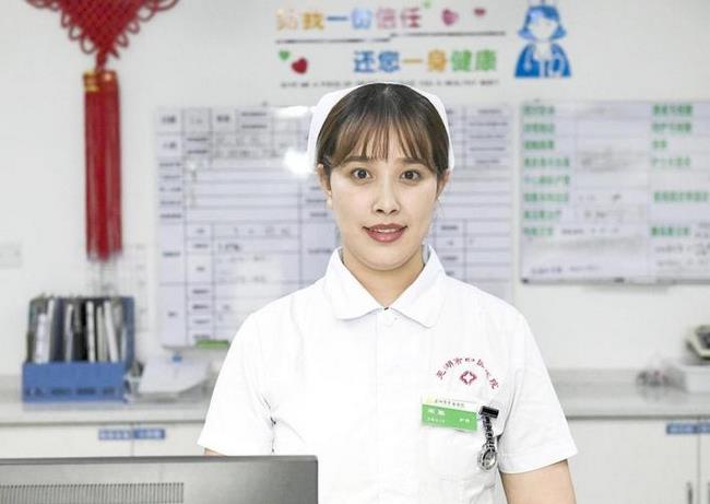 用愛心撫慰傷痛，做患者的守護天使 ——記蕪湖市中醫(yī)醫(yī)院康復(fù)醫(yī)學(xué)科護師周蓉(圖1)