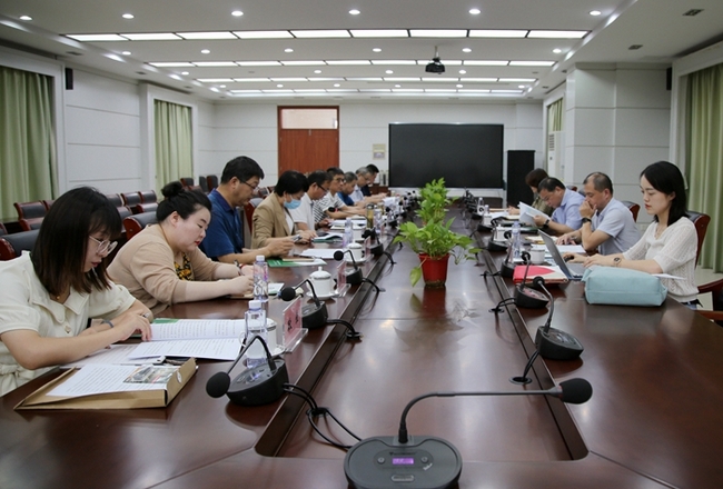 市發(fā)展和改革委員會來安徽中醫(yī)藥高等?？茖W(xué)校調(diào)研指導(dǎo)工作(圖1)
