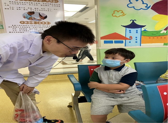 我院內(nèi)八支部開展兒科夏季傳染病防治夏令營活動(圖7)