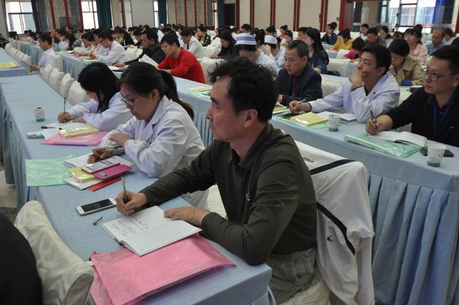我院召開“兩學一做”學習教育動員部署會(圖2)