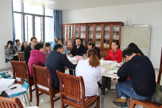 民主決策，科學(xué)管理——各代表團(tuán)分組討論(圖7)