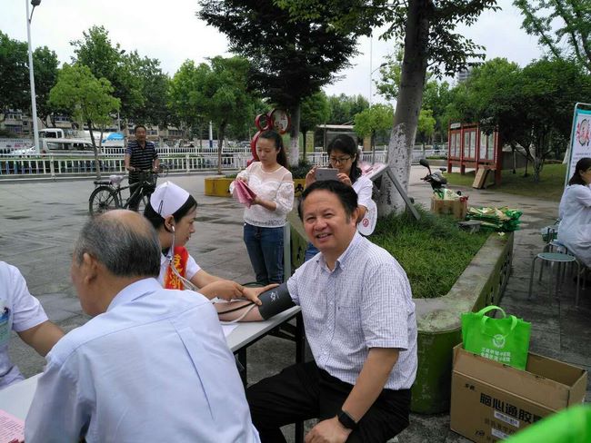 我院參加“2017年健康中國行－合理膳食”蕪湖站系列主題活動(dòng)(圖9)