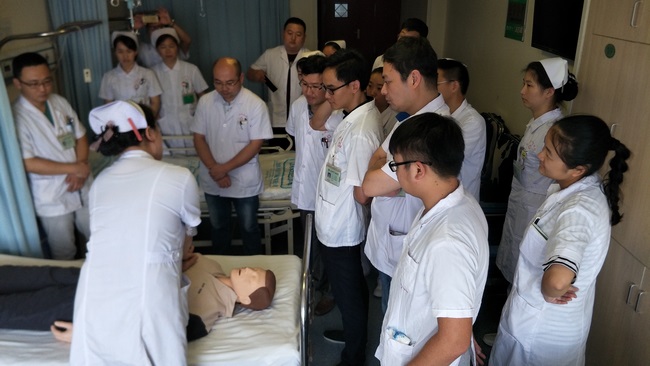 責(zé)任在心，警鐘長鳴————我院組織院內(nèi)應(yīng)急急救演練(圖6)