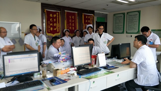 責(zé)任在心，警鐘長鳴————我院組織院內(nèi)應(yīng)急急救演練(圖8)