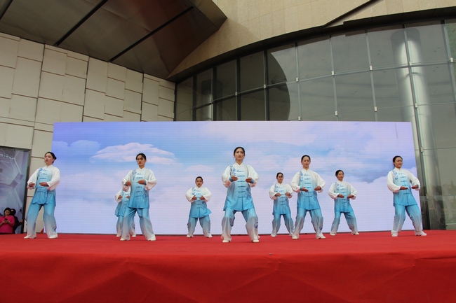 讀者節(jié)中醫(yī)院展臺(tái)“門庭若市”  特色中醫(yī)護(hù)理好評(píng)如潮(圖7)