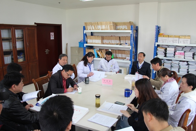 發(fā)揚民主，凝聚共識，科學決策——各代表團分組討論(圖5)