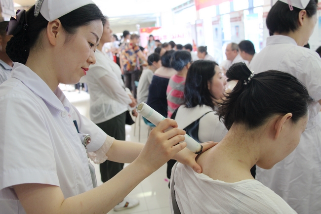 2019“中醫(yī)中藥中國行”大型中醫(yī)藥健康文化活動(dòng)盛大舉行(圖19)