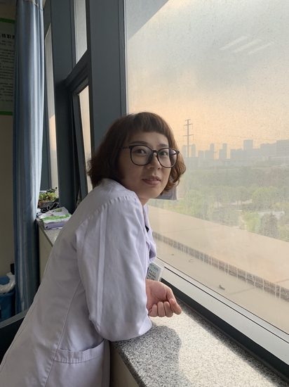 【讓黨旗在防控一線高高飄揚】感動！1小時內(nèi)，蕪湖市中醫(yī)醫(yī)院265名醫(yī)護(hù)主動申請馳援湖北(圖3)