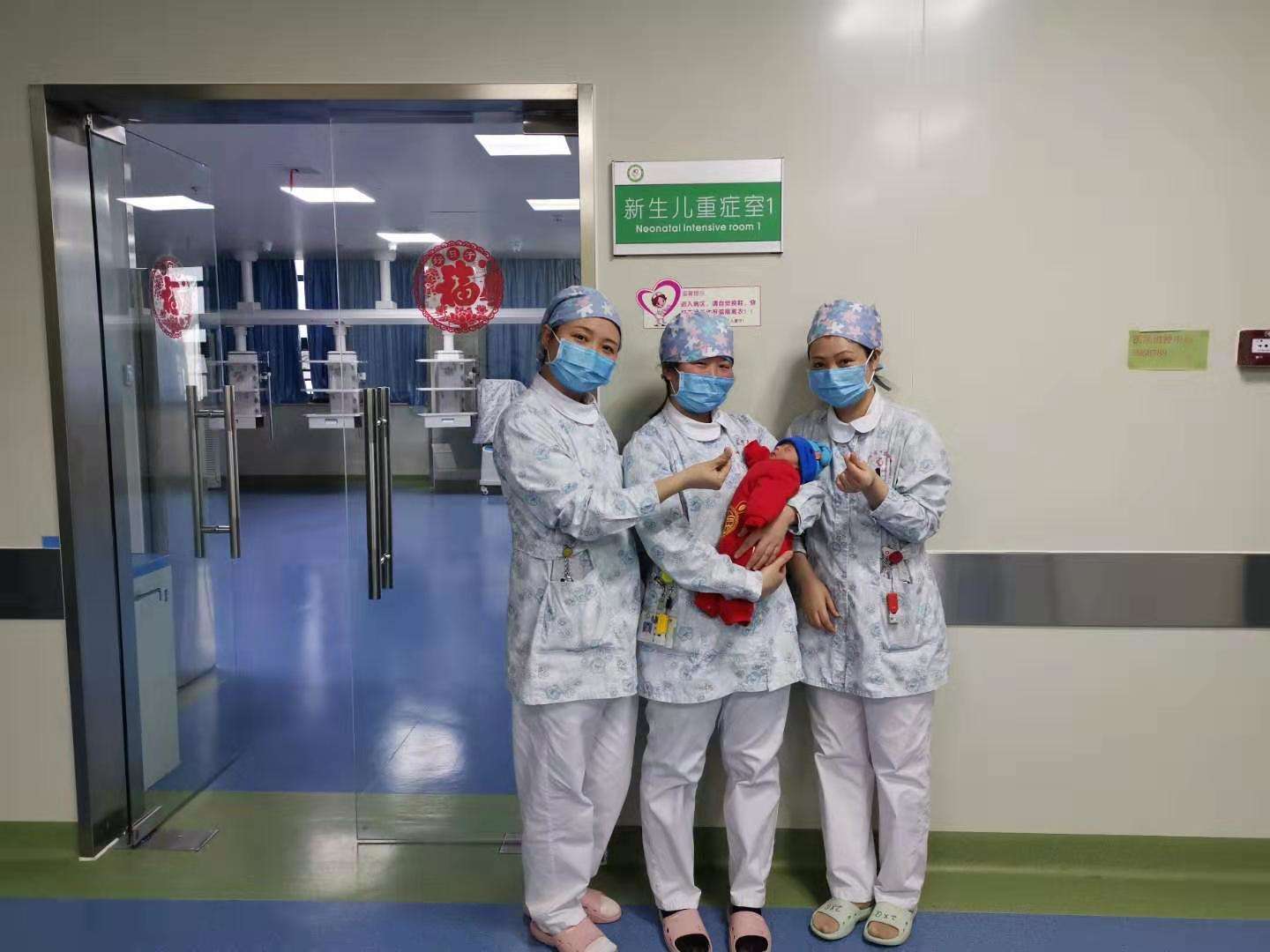 歲序更迭 辭舊迎新——除夕夜，感謝這些負重前行的醫(yī)護工作者(圖2)