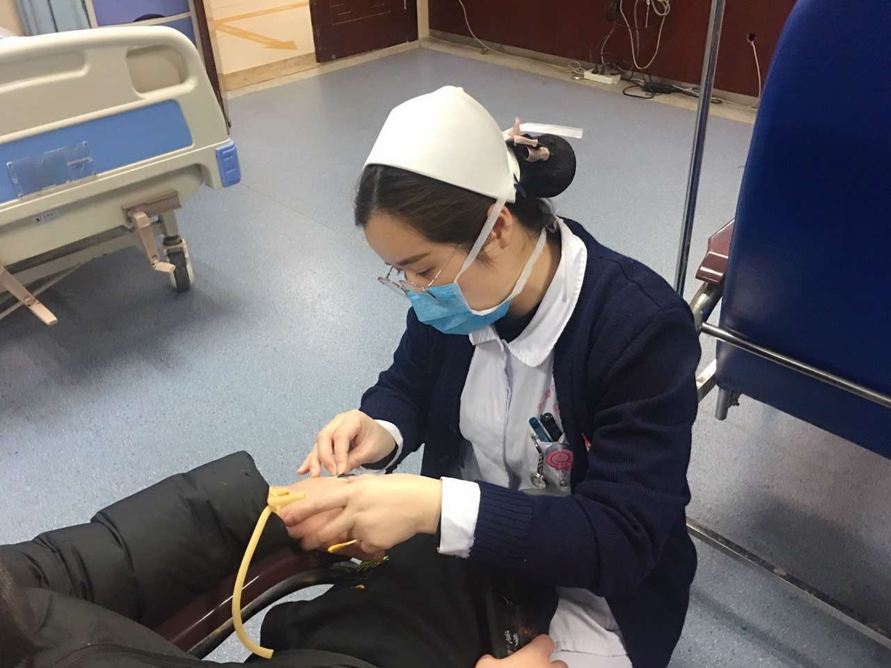 歲序更迭 辭舊迎新——除夕夜，感謝這些負重前行的醫(yī)護工作者(圖6)