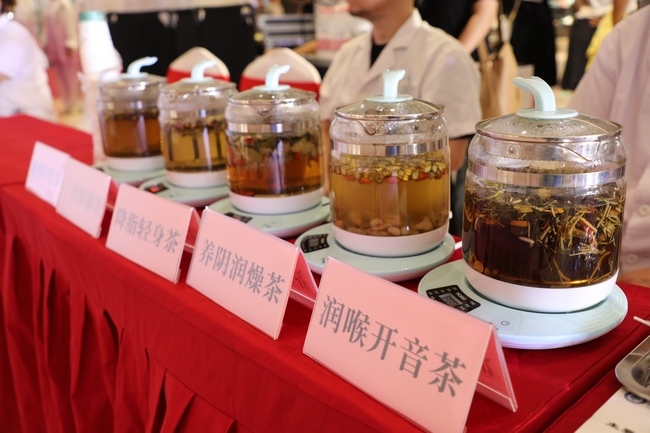 茶飲 (Copy).jpg